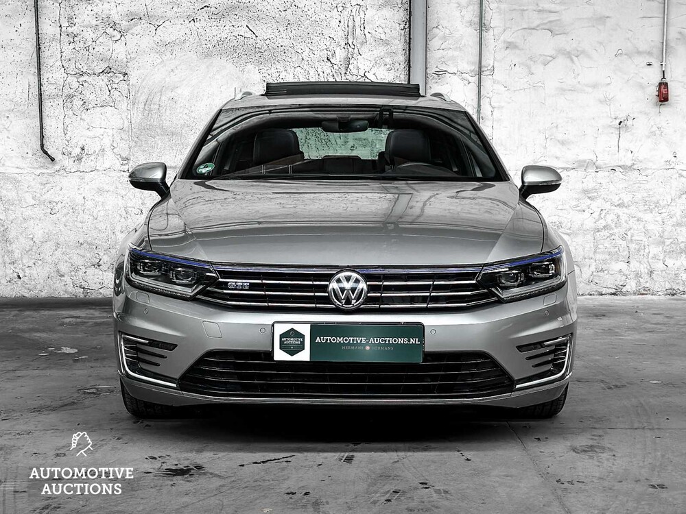 Volkswagen Passat Variant 1.4 TSI GTE Highline 156pk 2016 (Origineel-NL), KL-121-H