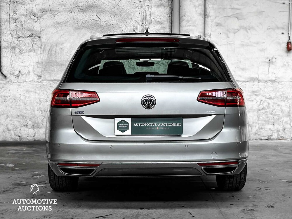 Volkswagen Passat Variant 1.4 TSI GTE Highline 156pk 2016 (Origineel-NL), KL-121-H