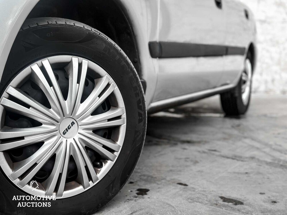 Mitsubishi Carisma 1.6 Comfort 99hp 2000 -Orig. NL-, 16-FD-GN