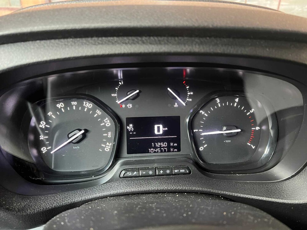 Peugeot Expert 226 S 1.6 BlueHDI 115 Pre 116pk 2017, VLP-80-P