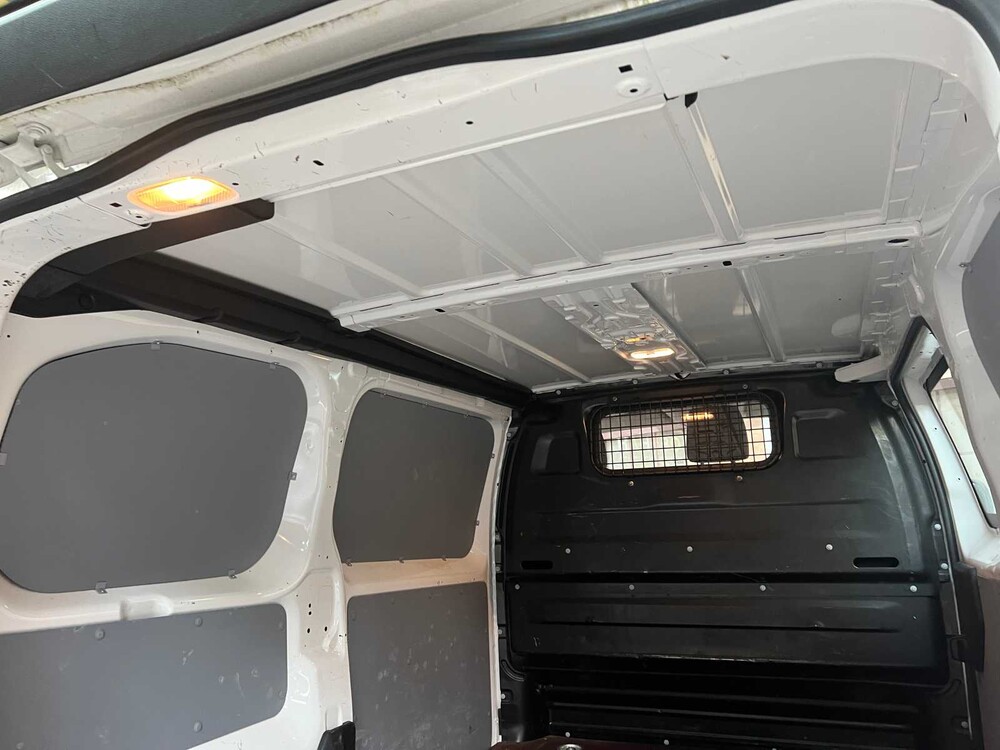 Peugeot Expert 226 S 1.6 BlueHDI 115 Pre 116pk 2017, VLP-80-P