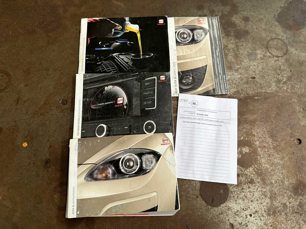 SEAT Altea XL 1.2 TSI Eco.Bns COPA 105pk 2011 -ORIG-NL-, 99-SLF-3