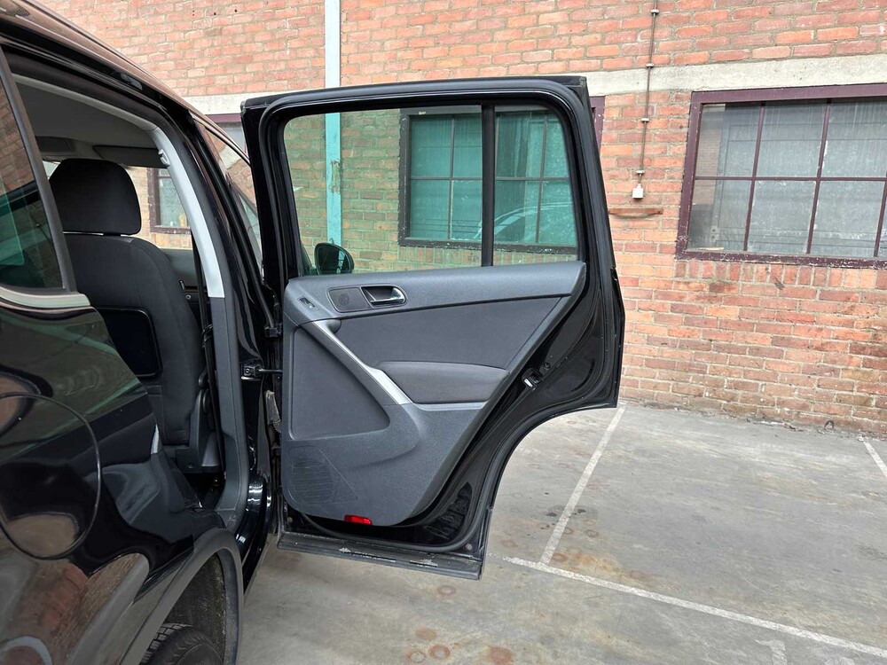 Volkswagen Tiguan 1.4 TSI Sport&Style 4Motion 150pk 2009, 8-XLV-94