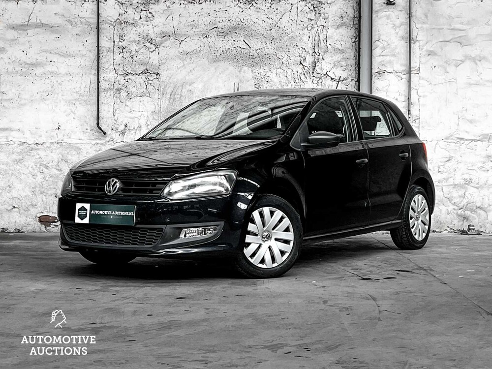 Volkswagen Polo 1.6 TDI BlueM Highline 90hp 2012, J-068-RV