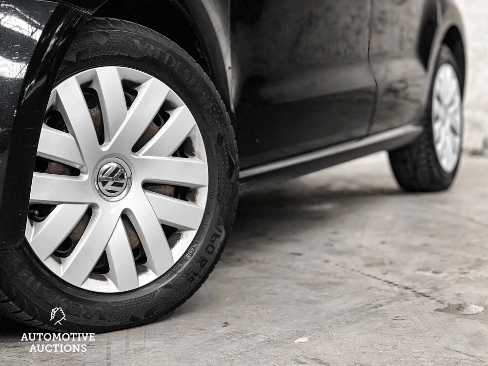 Volkswagen Polo 1.6 TDI BlueM Highline 90hp 2012, J-068-RV