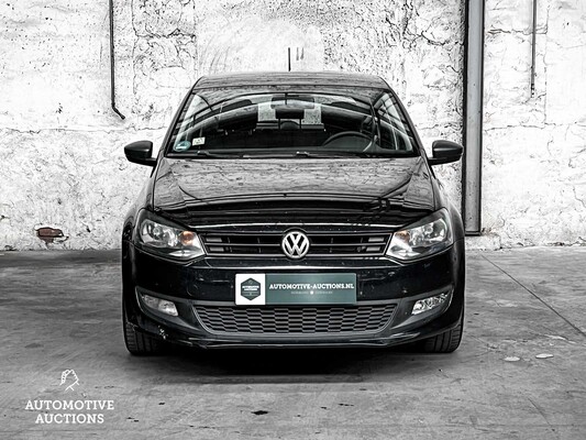 Volkswagen Polo 1.6 TDI BlueM Highline 90hp 2012, J-068-RV