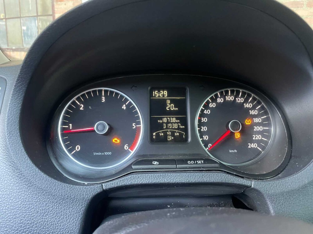 Volkswagen Polo 1.2 TDI Bl.M. Comfl. 75PS 2010 -Fertigmodell GB-, 50-NPB-8