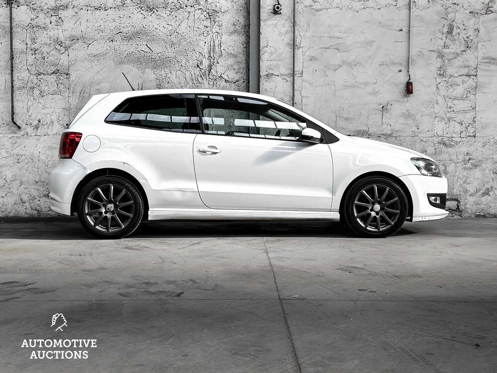 Volkswagen Polo 1.2 TDI Bl.M. Comfl. 75PS 2010 -Fertigmodell GB-, 50-NPB-8