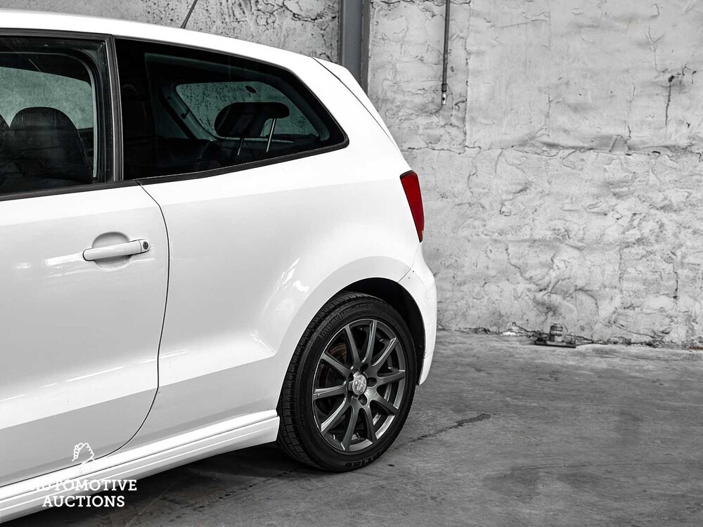 Volkswagen Polo 1.2 TDI Bl.M. Comfl. 75PS 2010 -Fertigmodell GB-, 50-NPB-8