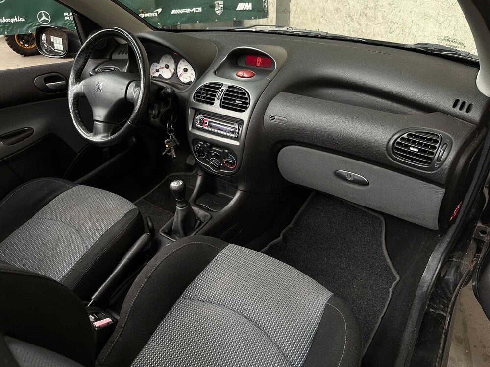 Peugeot 206 CC 1.6-16V 109pk 2005, 9-TFR-14