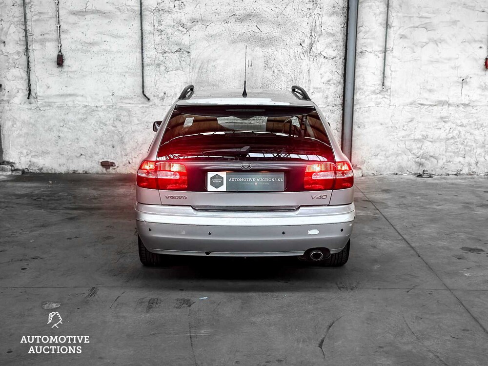 Volvo V40 1.8 Europa Nordic 122pk 2005 ORIG-NL, 83-PX-ZR