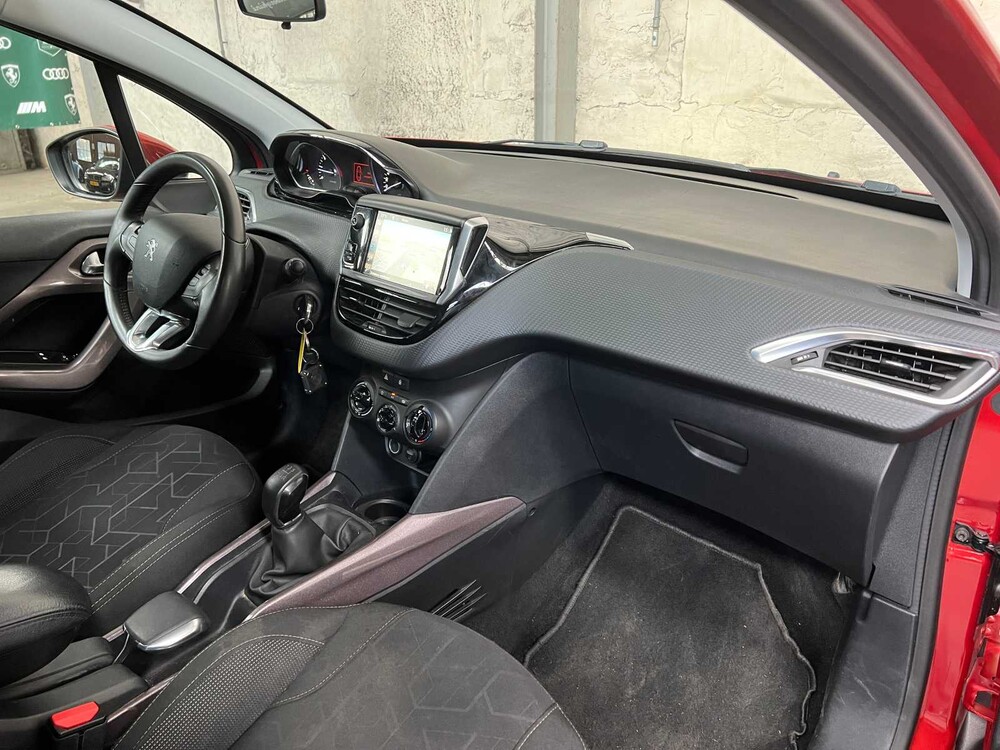 Peugeot 2008 1.2 PureTech Active 82pk 2016 -Orig. NL-, HZ-602-K