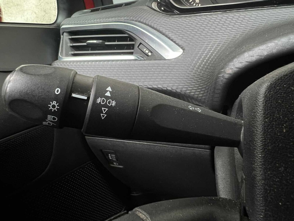 Peugeot 2008 1.2 PureTech Active 82pk 2016 -Orig. NL-, HZ-602-K