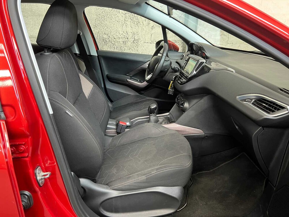 Peugeot 2008 1.2 PureTech Active 82pk 2016 -Orig. NL-, HZ-602-K