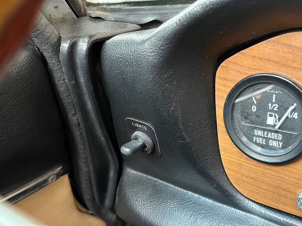 Fiat 124 Spider 2000 H5 USA CS0 105pk 1981, ZJ-04-RG