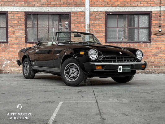 Fiat 124 Spider 2000 H5 USA CS0 105hp 1981, ZJ-04-RG