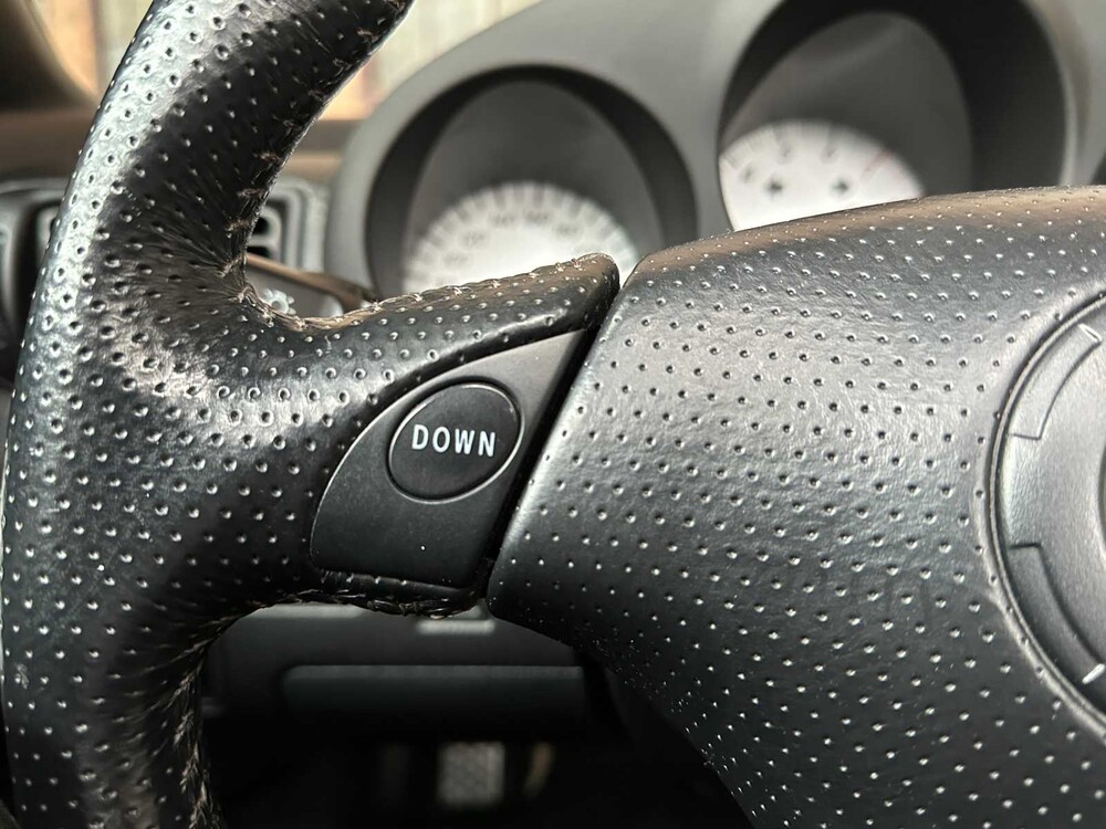 Toyota MR2 1.8-16v VVT-i 140pk 2003, SG-070-N -Youngtimer-