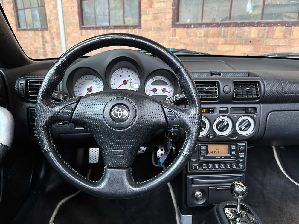 Toyota MR2 1.8-16v VVT-i 140pk 2003, SG-070-N -Youngtimer-