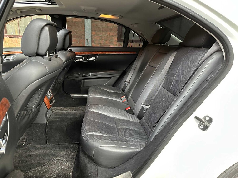 Mercedes-Benz S500 Long 5.5 V8 388PS 2005 Youngtimer S-Klasse