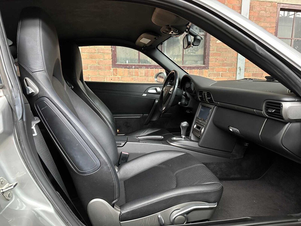 Porsche 911 Carrera 997.1 3.6 325pk 2005 -Youngtimer-