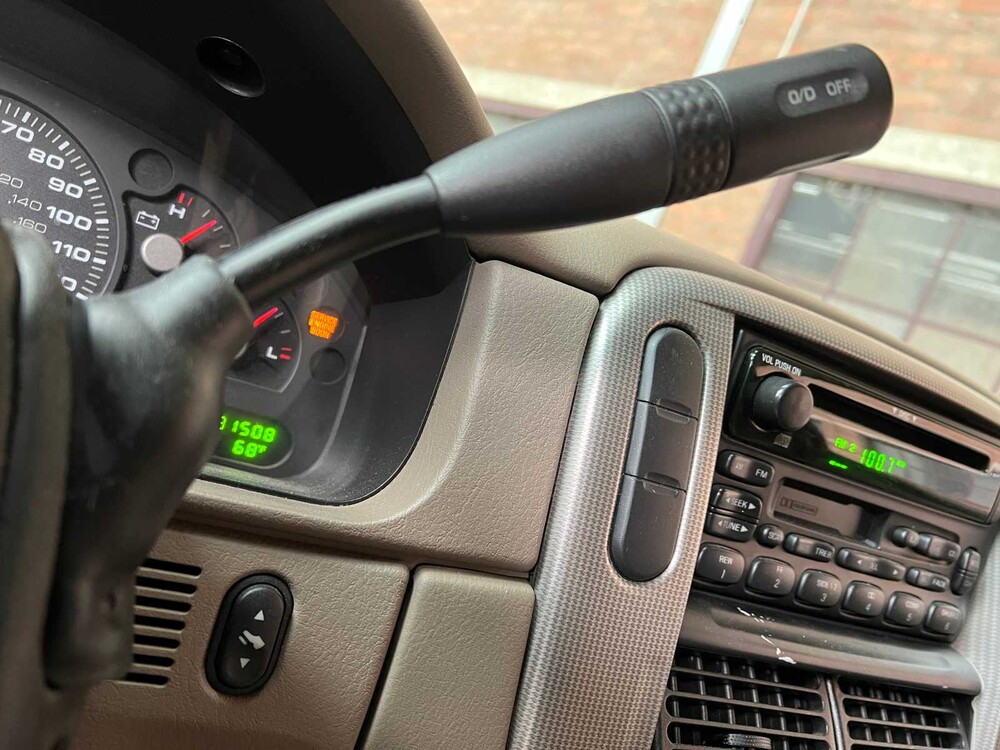 Ford USA Explorer 213pk 2003, 89-SV-BR Youngtimer