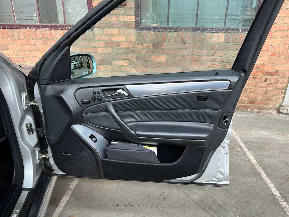 Mercedes-Benz C55 AMG 5.5 V8 367pk 2004 C-klasse Combi, GP-367-T