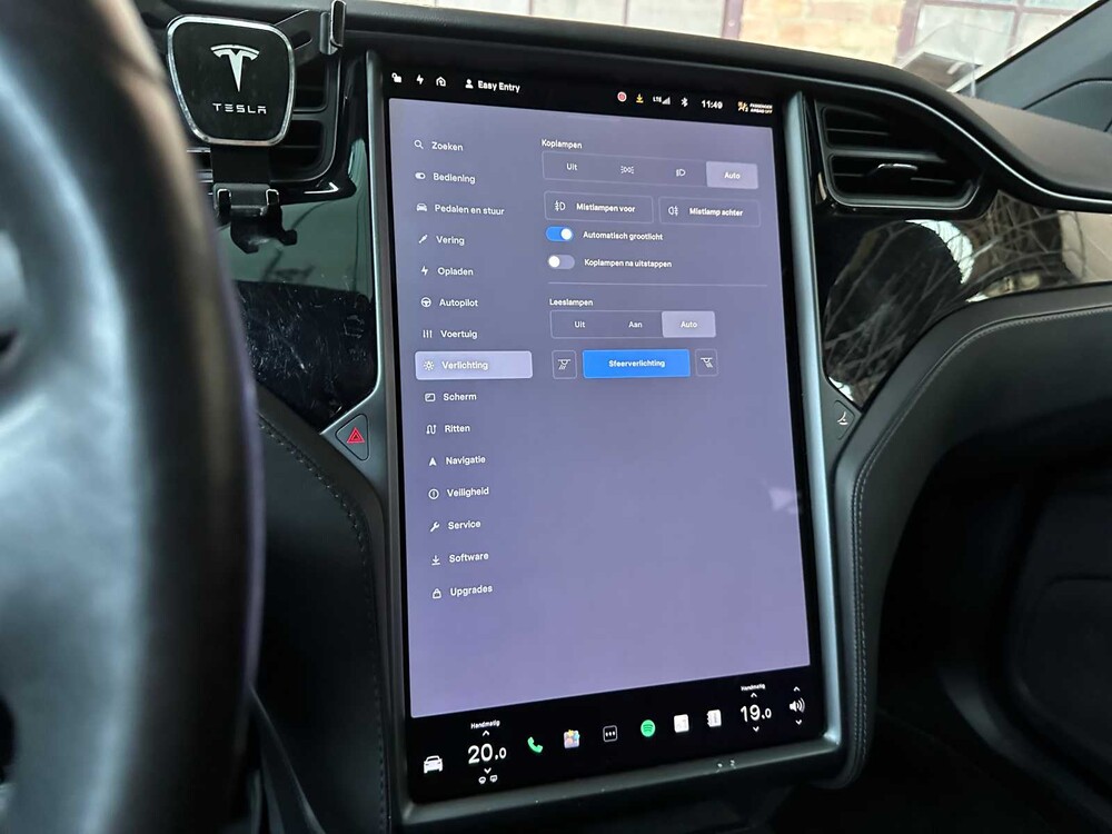 Tesla Model X Performance 612hp 2019 (Original-UK), ZH-744-N