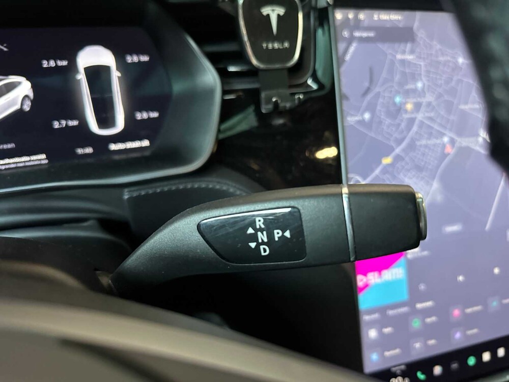 Tesla Model X Performance 612hp 2019 (Original-UK), ZH-744-N