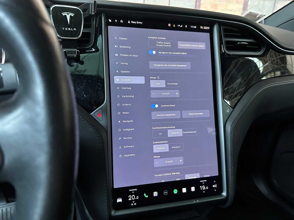 Tesla Model X Performance 612hp 2019 (Original-UK), ZH-744-N