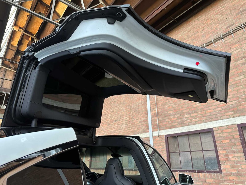 Tesla Model X Performance 612hp 2019 (Original-UK), ZH-744-N