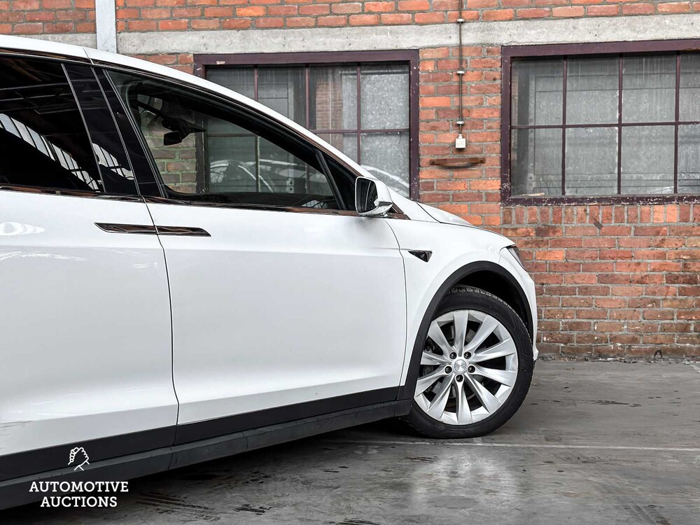 Tesla Model X Performance 612hp 2019 (Original-UK), ZH-744-N