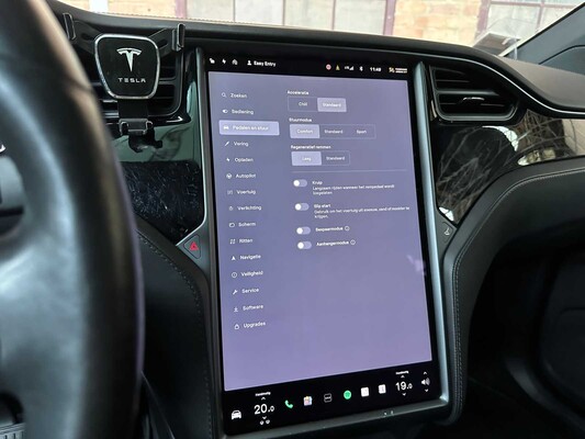 Tesla Model X Performance 612hp 2019 (Original-UK), ZH-744-N