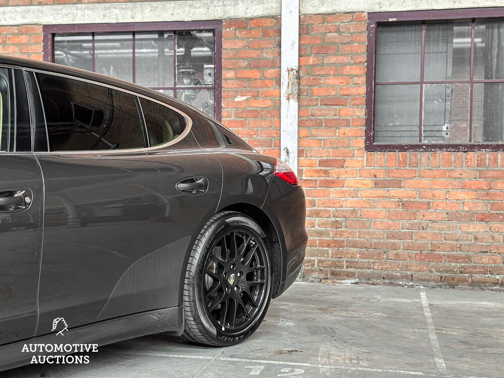 Porsche Panamera 4S 4.8 V8 400hp 2009