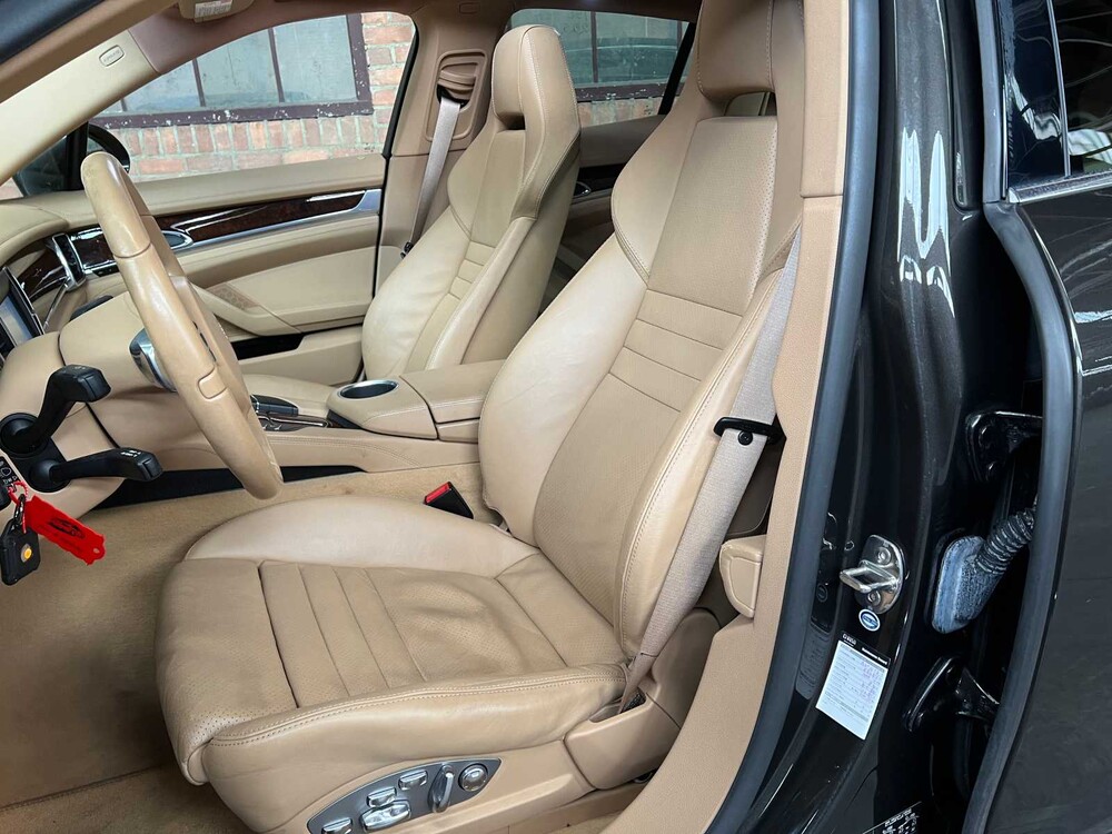 Porsche Panamera 4S 4.8 V8 400hp 2009