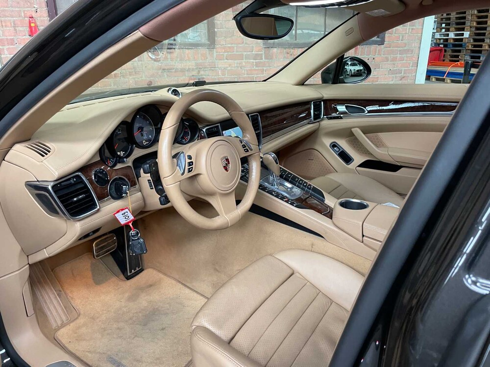 Porsche Panamera 4S 4.8 V8 400hp 2009