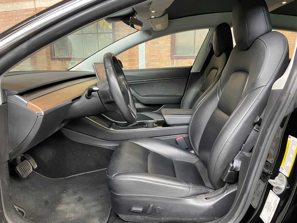 FOTOS! Tesla Model 3 Standard RWD Plus 60 kWh 238PS 2019 (Original-NL & 1. Besitzer), ZK-671-X