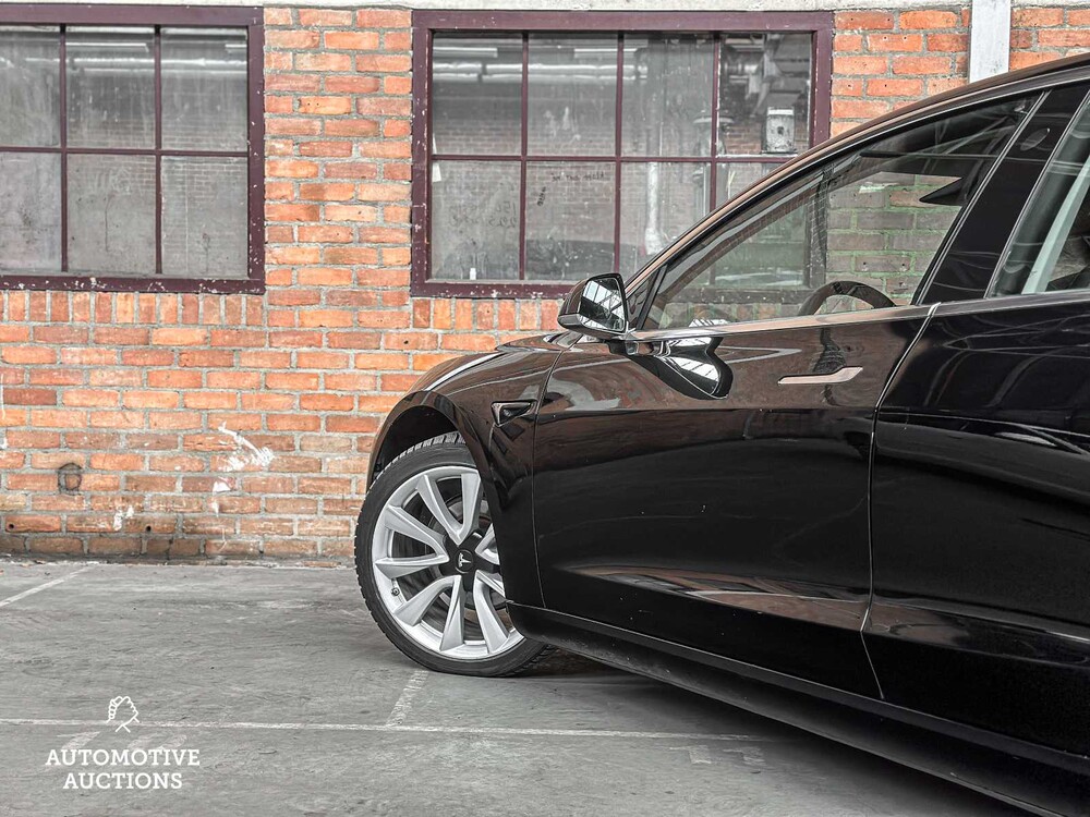 FOTOS! Tesla Model 3 Standard RWD Plus 60 kWh 238PS 2019 (Original-NL & 1. Besitzer), ZK-671-X
