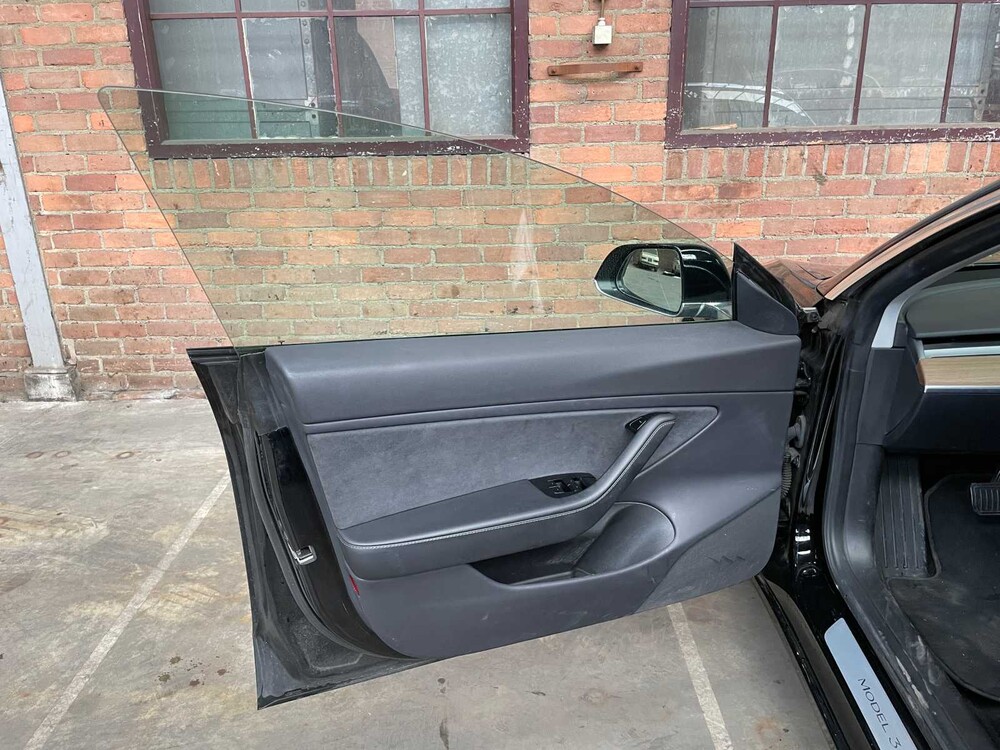 FOTOS! Tesla Model 3 Standard RWD Plus 60 kWh 238PS 2019 (Original-NL & 1. Besitzer), ZK-671-X