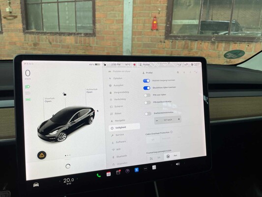 PHOTOS! Tesla Model 3 Standard RWD Plus 60 kWh 238hp 2019 (Original-NL & 1st owner), ZK-671-X