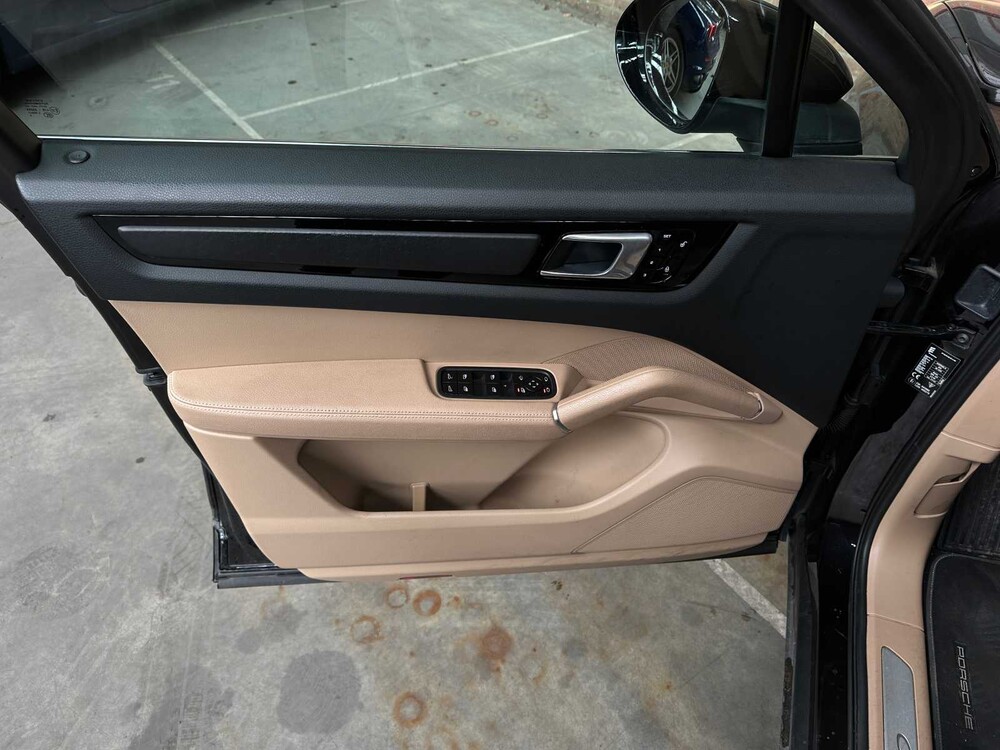 Porsche Cayenne 3.0 340PS 2018 (Original-NL + 1. Besitzer), TL-899-F