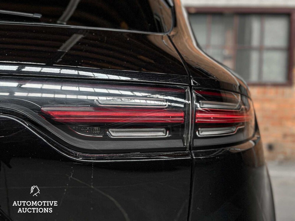 Porsche Cayenne 3.0 340PS 2018 (Original-NL + 1. Besitzer), TL-899-F