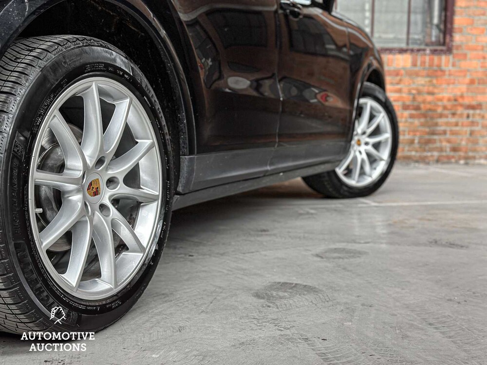 Porsche Cayenne 3.0 340PS 2018 (Original-NL + 1. Besitzer), TL-899-F