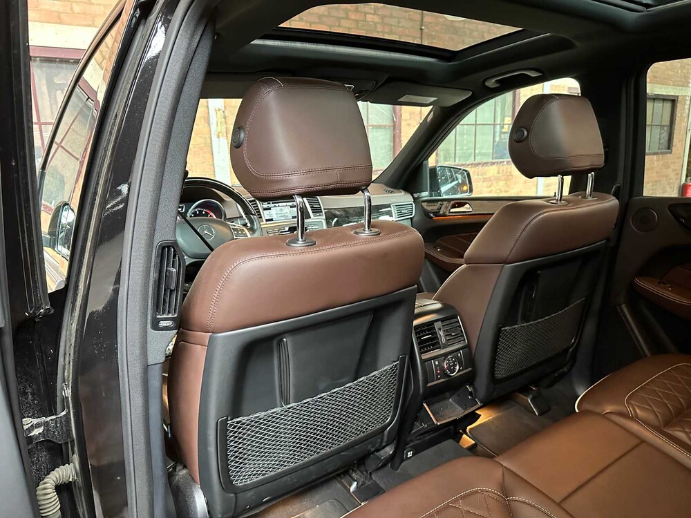 Mercedes-Benz ML350 AMG Edition 1 3.5 V6 306PS 2012 M-Klasse, 31-ZHN-7