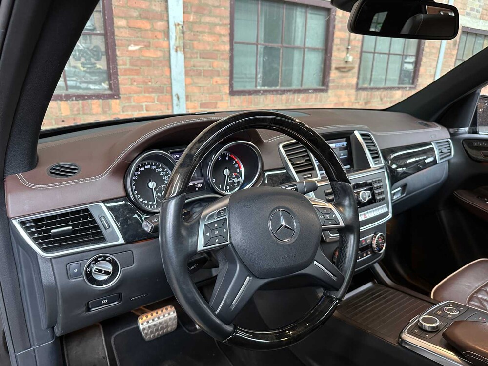 Mercedes-Benz ML350 AMG Edition 1 3.5 V6 306PS 2012 M-Klasse, 31-ZHN-7