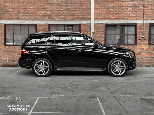 Mercedes-Benz ML350 AMG Edition 1 3.5 V6 306hp 2012 M-Class, 31-ZHN-7