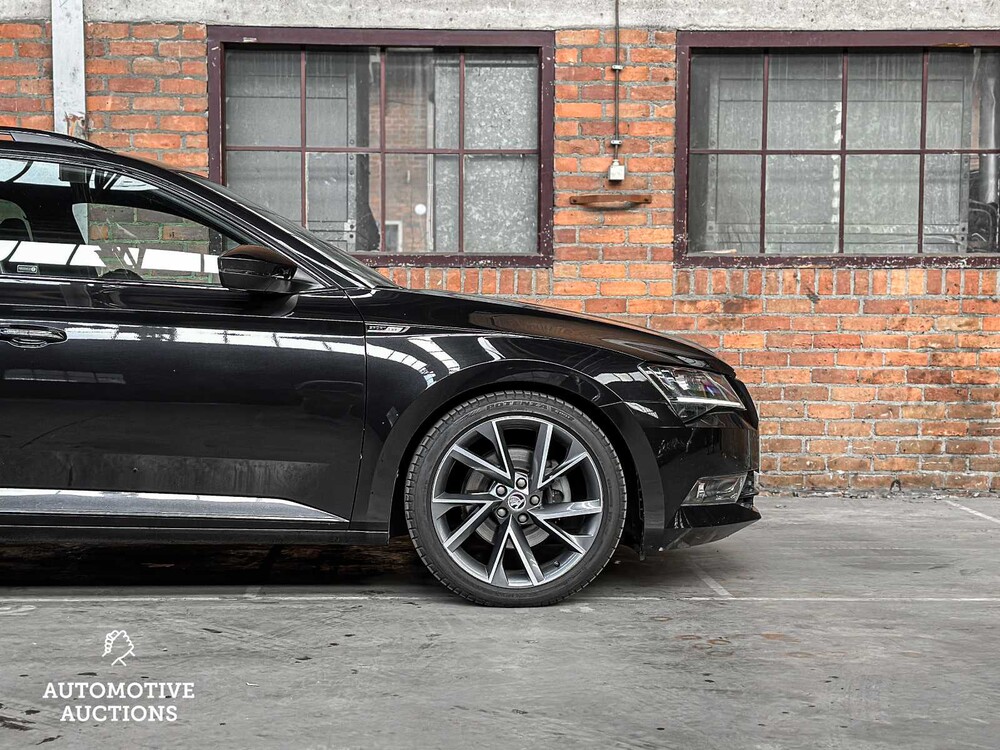 Skoda Superb Combi 2.0 TDI Sportl. Bns 150hp 2019 -Fertigmodell NL-, XS-808-F