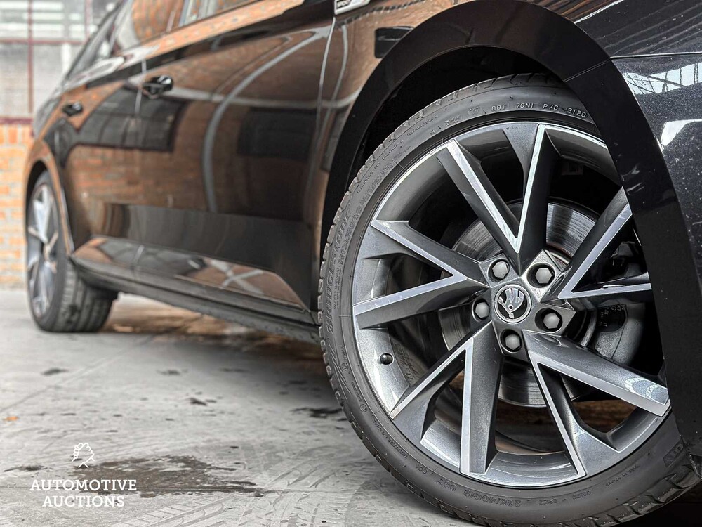 Skoda Superb Combi 2.0 TDI Sportl. Bns 150hp 2019 -Fertigmodell NL-, XS-808-F