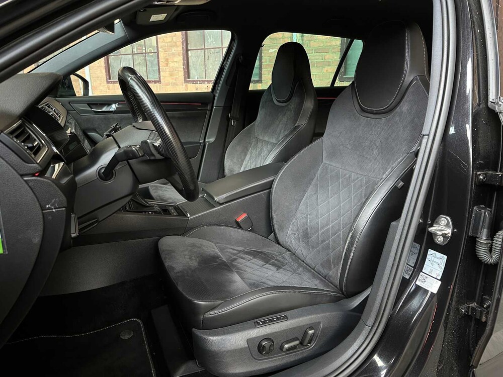 Skoda Superb Combi 2.0 TDI Sportl. Bns 150hp 2019 -Fertigmodell NL-, XS-808-F