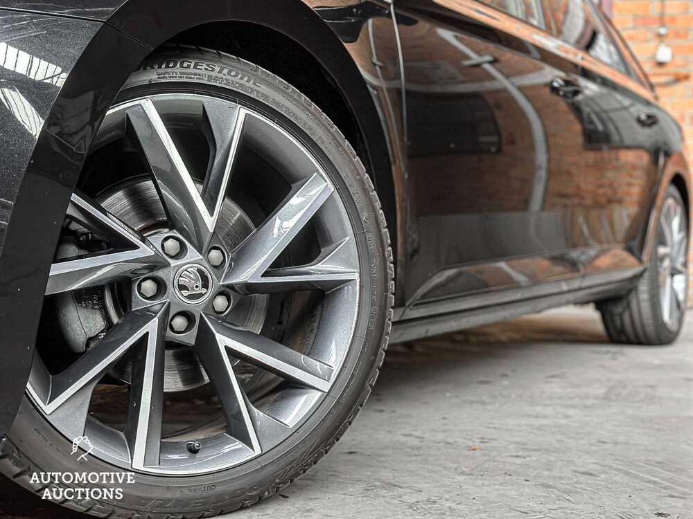 Skoda Superb Combi 2.0 TDI Sportl. Bns 150hp 2019 -Fertigmodell NL-, XS-808-F