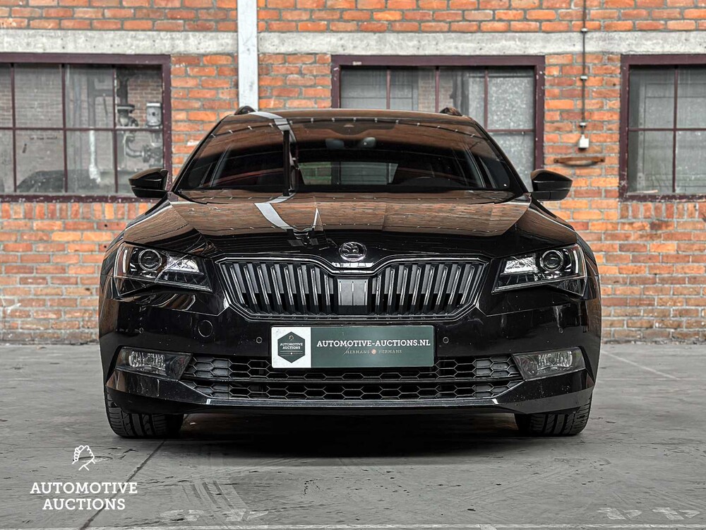 Skoda Superb Combi 2.0 TDI Sportl. Bns 150hp 2019 -Fertigmodell NL-, XS-808-F